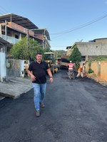 Vereador Vinícius do Bicudo em parceria com a Prefeitura Municipal de Aperibé, Solicita Pavimentação Asfáltica para o Município em Reunião com Presidente do DER